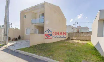 Sobrado em condomínio fechado à venda no Campo de Santana
