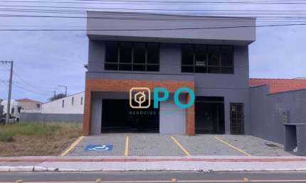 Sala comercial com 187 m² de área privativa no Bairro Meia Praia em Navegantes SC.