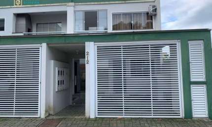 Apartamento com 2 dormitórios para alugar, 55 m² por R$ 2.030,00/mês - Gravatá - Navegantes/SC