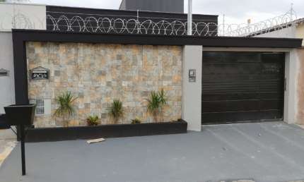 Casa com 3 quartos à venda na Rua MDV 13, 0, Moinho dos Ventos, Goiânia