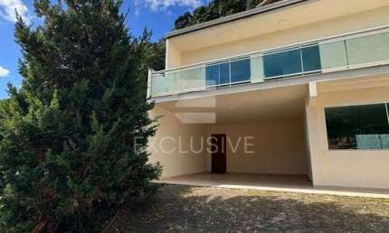 Casa com 3 dormitórios à venda, 296,65 m² por R$ 900.000,00 - Caascatinha - Nova Friburgo