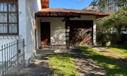 Casa com 3 dormitórios à venda, 156 m² por R$ 1.200.000 - Cônego - Nova Friburgo/RJ