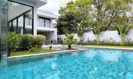 Mansão condomínio jardim Acapulco Guarujá 05 suítes