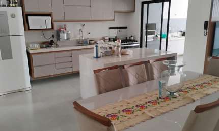Casa com 3 quartos à venda na Rua das Jandaias, 160, Morada de Laranjeiras, Serra