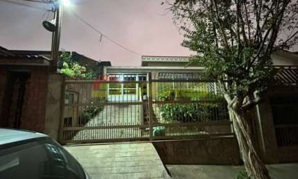 Casa térrea 300m² no Parque Novo Mundo por R$3.800,00