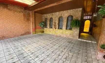 Sobrado 247m² na Vila Guilherme por R$ 1.000.000,00