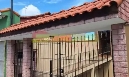 Sobrado com 3 dormitórios (sendo 1 suíte) à Venda com 248 m² por R$ 1.450.000,00