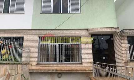Sobrado com 3 Quartos para Locação, 130m² Por R$ 7.500,00