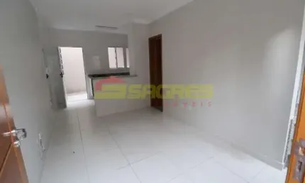 Sobrado com 02 suítes na Vila Paiva por R$ 2.200,00