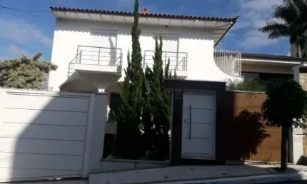 Sobrado com 03 Dormitórios, Jardim França por: R$ 2.900.000,00