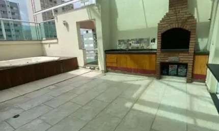 Cobertura com 3 Quartos à Venda, 240m² por R$ 2.200.000