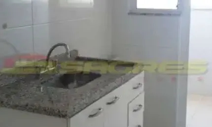 Apartamento com 03 quartos na Vila Guilerme por R$ 2.200,00