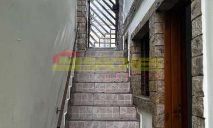 Casa com 2 quartos para alugar na Rua Cássio de Almeida, 20, Vila Guilherme, São Paulo