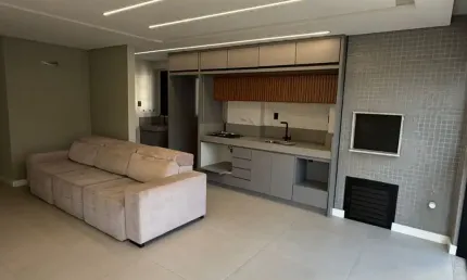 Apartamento com 3 quartos para alugar na Rua 1950, Centro, Balneário Camboriú