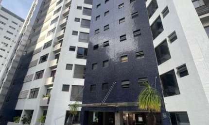 Apartamento para Venda em Salvador, Vitória, 4 dormitórios, 1 suíte, 1 banheiro, 3 vagas