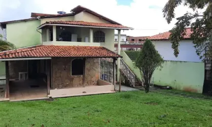 Casa em Condomínio para Venda em Lauro de Freitas, Centro, 6 dormitórios, 2 suítes, 4 banheiros, 4 vagas