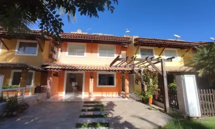 Casa em Condomínio para Locação em Salvador, Stella Maris, 4 dormitórios, 3 banheiros, 2 vagas
