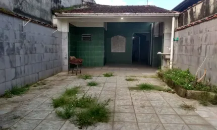 Casa com 2 quartos à venda na Rua Epitácio Pessoa, 000, Poiares, Caraguatatuba