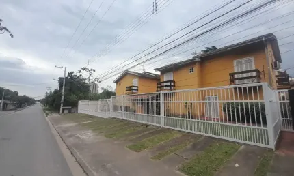 LOCAÇÃO ANUAL SOBRADO MOBILIADO EM CONDOMÍNIO – MASSAGUAÇU – 500M DA PRAIA!
