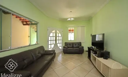 Casa para Venda em Pinheiral / RJ no bairro Planalto do Sol