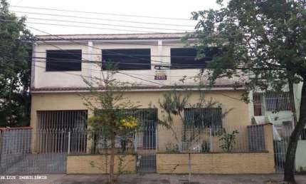 Casa para Venda em Volta Redonda / RJ no bairro Colina