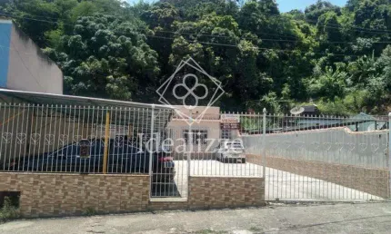 Casa para Venda em Volta Redonda / RJ no bairro 249