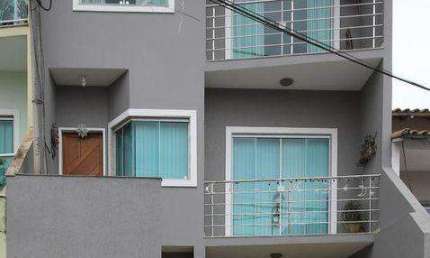 Casa para Venda em Volta Redonda / RJ no bairro Água Limpa