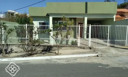 Casa para Venda em Pinheiral / RJ no bairro Jardim Real