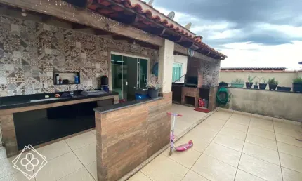 Casa para Venda em Volta Redonda / RJ no bairro Belmonte