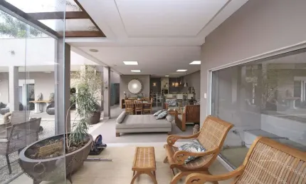 Casa de Alto Padrão com Piscina, Sauna, Closet e Espaço Gourmet – Laranjal, Volta Redonda/RJ