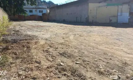 Lote para Venda em Volta Redonda / RJ no bairro Vila Mury
