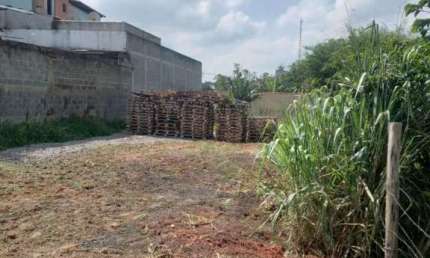 Lote para Venda em Volta Redonda / RJ no bairro Roma