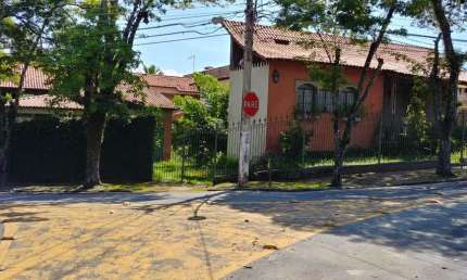 Casa para Venda em Volta Redonda / RJ no bairro Jardim Amália