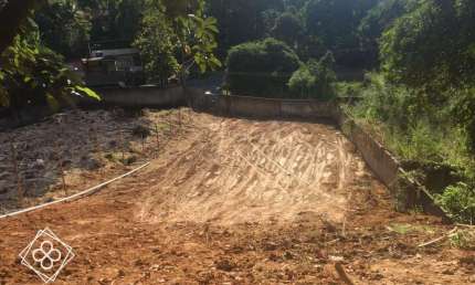 Lote para Venda em Volta Redonda / RJ no bairro Belmonte