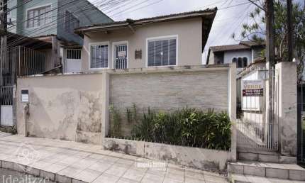 Casa para Venda em Volta Redonda / RJ no bairro São Lucas