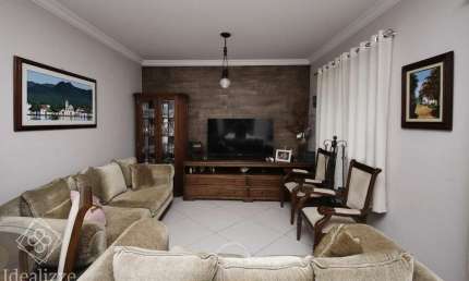 Casa para Venda em Volta Redonda / RJ no bairro Jardim Ponte Alta