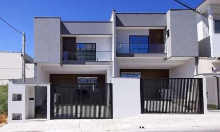 Casa para Venda em Volta Redonda / RJ no bairro Jardim Belvedere
