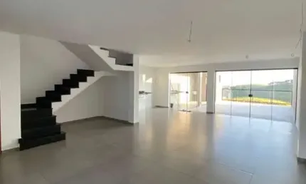 Casa com 3 quartos à venda no Vivendas do Lago, Volta Redonda 
