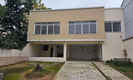 Casa com 4 quartos à venda no Jardim Amália, Volta Redonda 