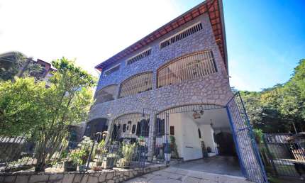Casa de 4 quartos a venda no bairro Jardim Belvedere em Volta Redonda/RJ