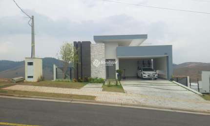 Casa com 4 quartos à venda no Casa de Pedra, Volta Redonda 