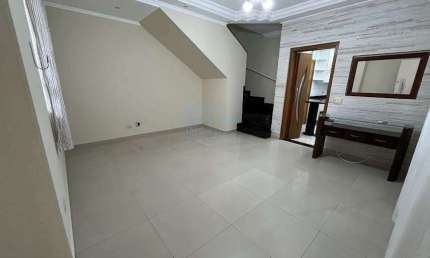Casa com 3 quartos para alugar na Rua Professor Pirajá da Silva, Aparecida, Santos