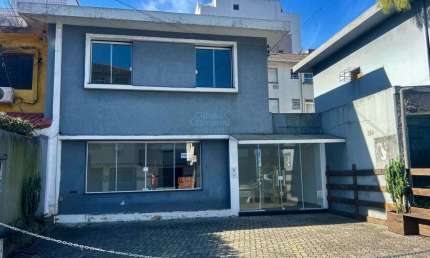 Casa com 4 quartos para alugar na Rua Jurubatuba, Aparecida, Santos