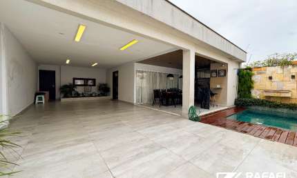 Casa com 4 quartos à venda na Rua Henrique de Araújo Góes, 2037, Lagoa Nova, Natal