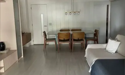 Ótimo 4 quartos todo montado com 2 vagas de garagem