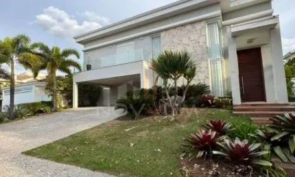 Casa de Condominio com 5 Quartos e 8 banheiros a Venda, 730 m2 por R$ 4.950.000,00