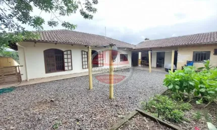 Casa com 4 quartos à venda no Itoupava Central, Blumenau  por R$ 465.000