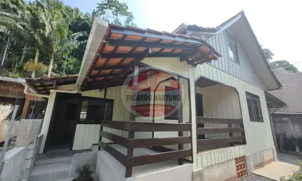Casa com 3 quartos à venda no Valparaíso, Blumenau , 103 m2 por R$ 300.000