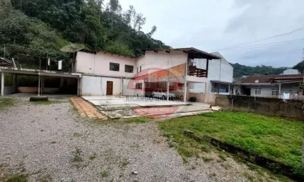 Casa com 4 quartos à venda no Glória, Blumenau  por R$ 430.000