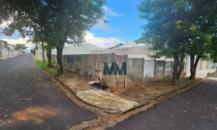 Área à venda, 325 m² por R$ 250.000,00 - Jardim São Bento - Uberaba/MG